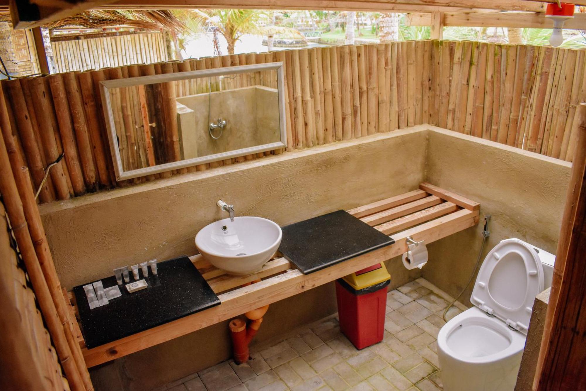 Golden Sands Destination Resorts Daanbantayan 외부 사진