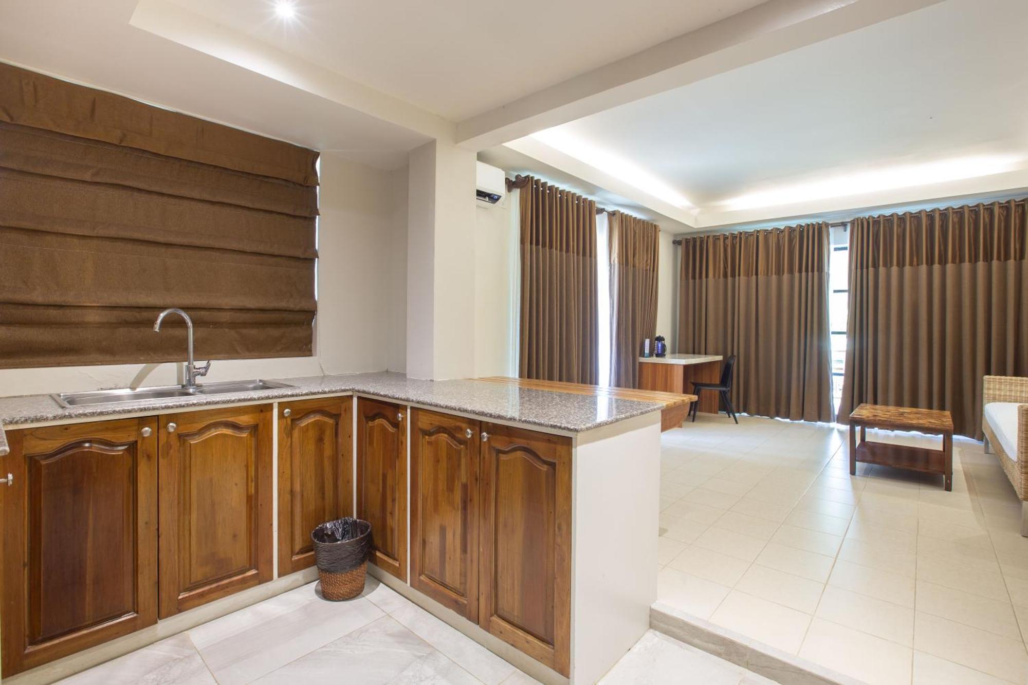 Golden Sands Destination Resorts Daanbantayan 외부 사진