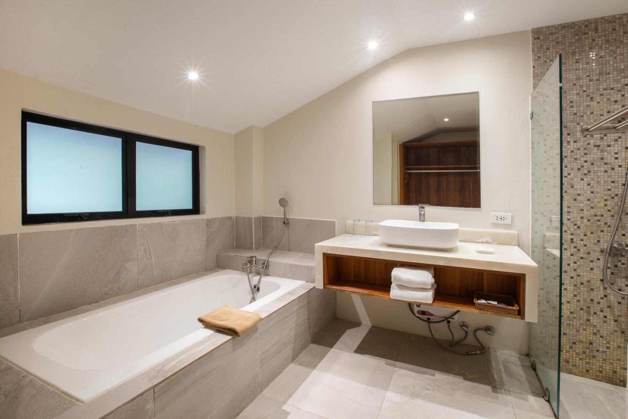 Golden Sands Destination Resorts Daanbantayan 외부 사진